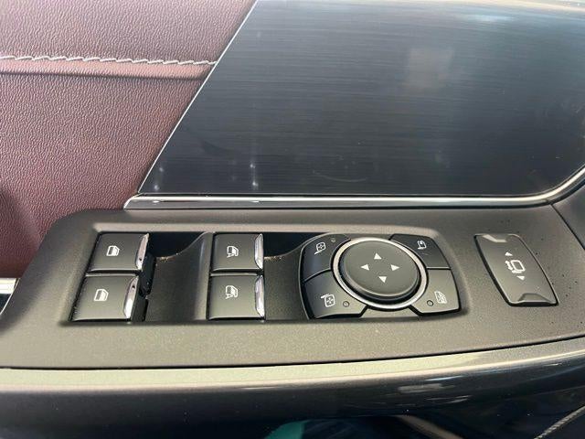 2022 Ford F-150 LARIAT 4WD SuperCrew 5.5' Box