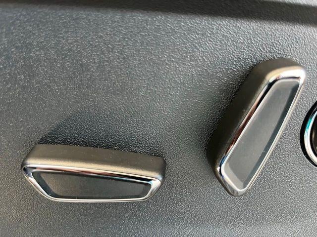 2022 Ford F-150 LARIAT 4WD SuperCrew 5.5' Box