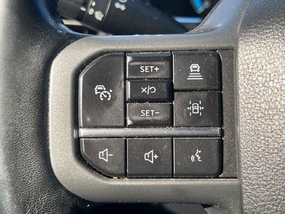 2022 Ford F-150 LARIAT 4WD SuperCrew 5.5' Box
