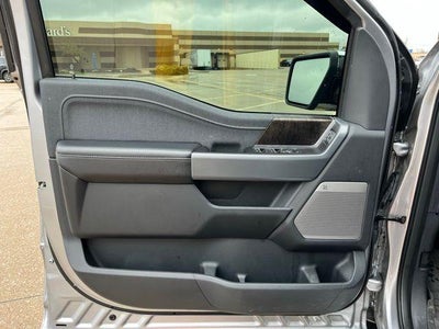 2022 Ford F-150 LARIAT 4WD SuperCrew 5.5' Box