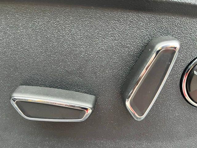 2022 Ford F-150 LARIAT 4WD SuperCrew 5.5' Box