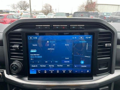 2022 Ford F-150 LARIAT 4WD SuperCrew 5.5' Box