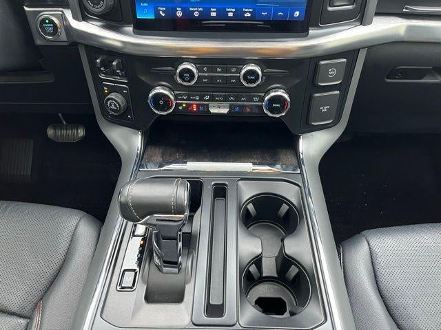 2022 Ford F-150 LARIAT 4WD SuperCrew 5.5' Box