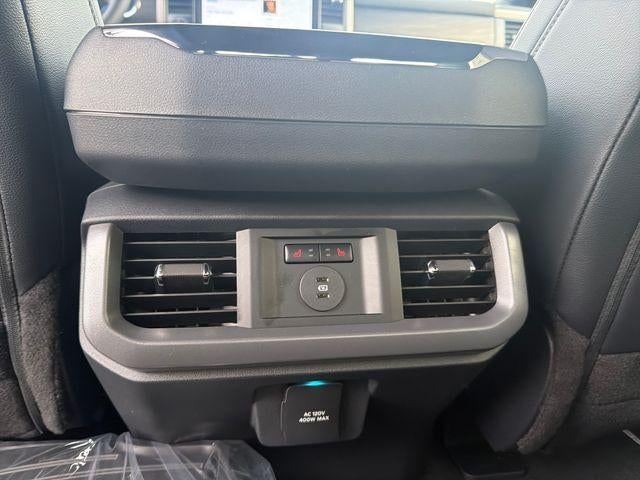 2026 Ford F-150 LARIAT 4WD SuperCrew 5.5' Box