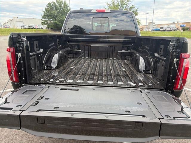 2026 Ford F-150 LARIAT 4WD SuperCrew 5.5' Box