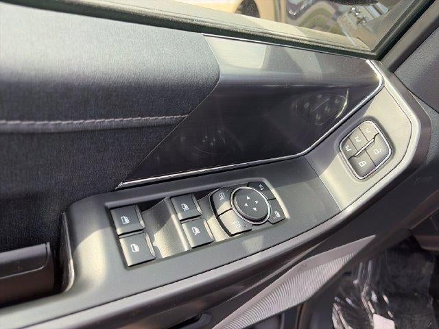 2026 Ford F-150 LARIAT 4WD SuperCrew 5.5' Box