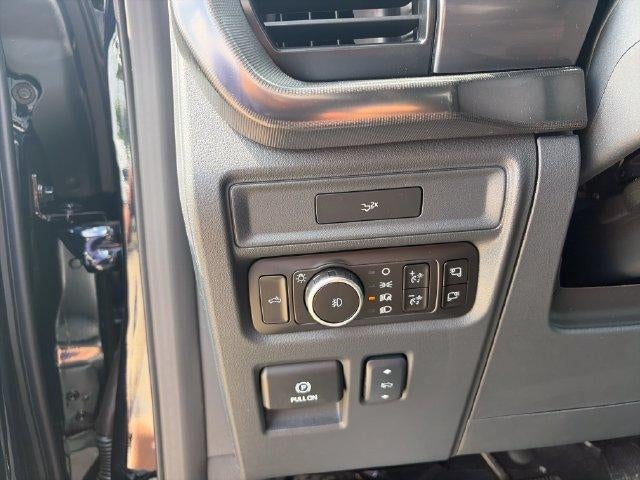 2026 Ford F-150 LARIAT 4WD SuperCrew 5.5' Box