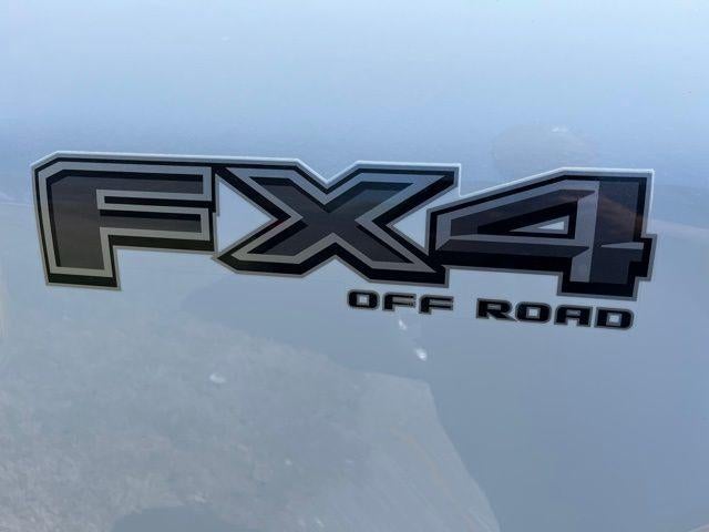 2024 Ford F-150 LARIAT 4WD SuperCrew 5.5' Box