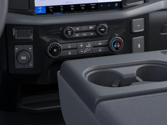 2026 Ford F-150 XL 4WD Reg Cab 8' Box
