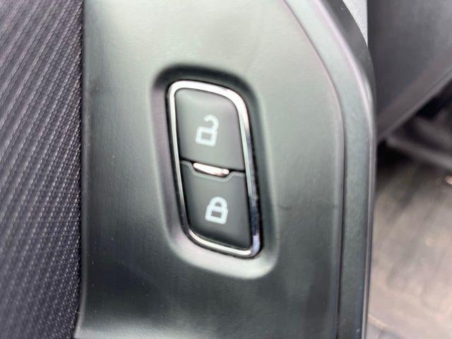 2024 Ford F-150 XL 4WD Reg Cab 8' Box