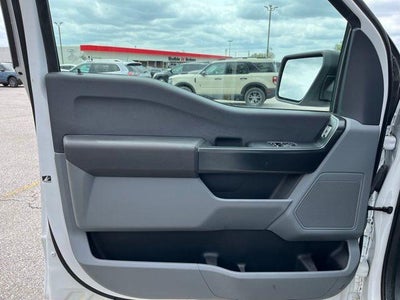 2024 Ford F-150 XL 4WD Reg Cab 8' Box