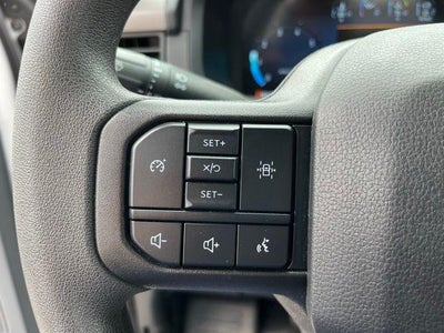 2024 Ford F-150 XL 4WD Reg Cab 8' Box