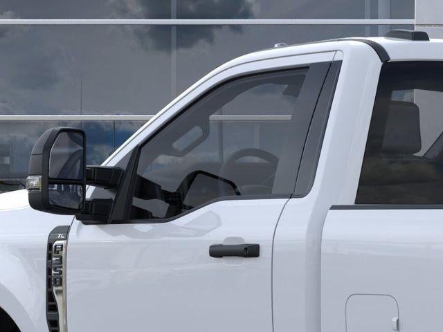 2026 Ford Super Duty F-350 SRW XL 4WD Reg Cab 8' Box