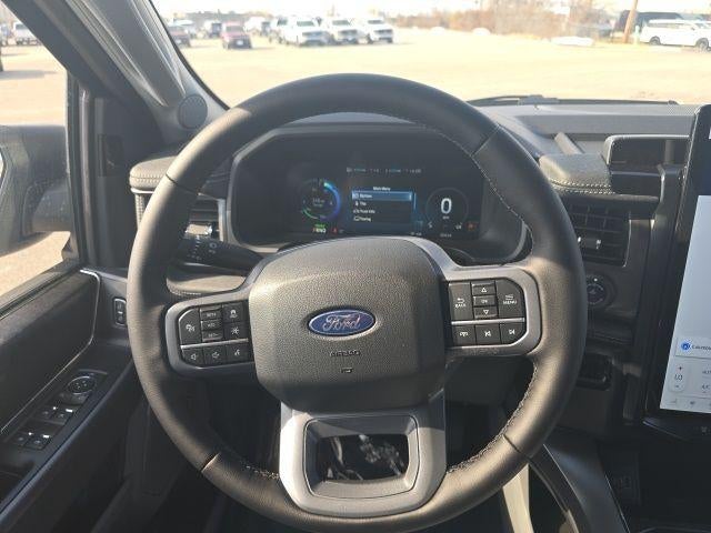 2025 Ford F-150 Lightning Flash 4WD SuperCrew 5.5' Box