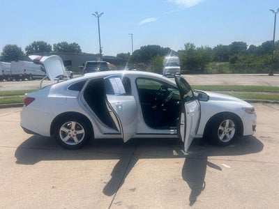 2022 Chevrolet Malibu 4dr Sdn LS w/1LS