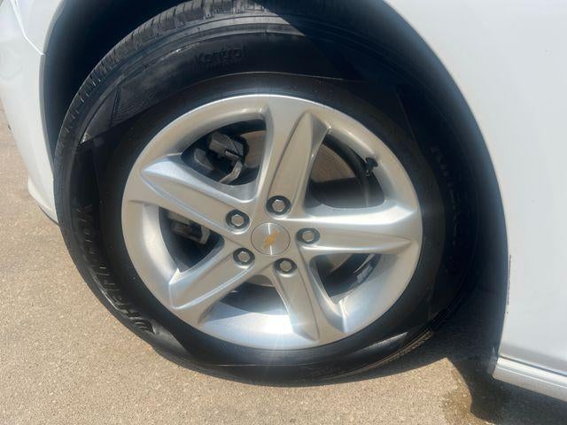 2022 Chevrolet Malibu 4dr Sdn LS w/1LS