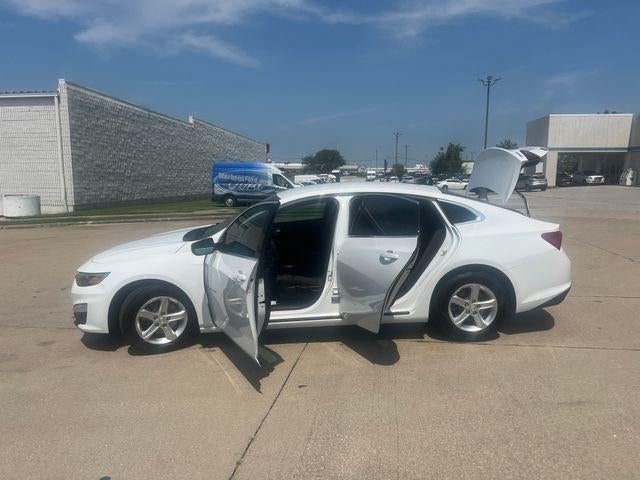 2022 Chevrolet Malibu 4dr Sdn LS w/1LS