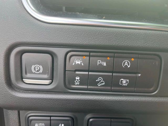 2024 GMC Yukon XL 4WD 4dr AT4