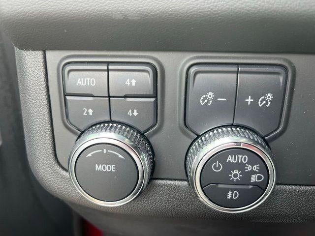 2024 GMC Yukon XL 4WD 4dr AT4