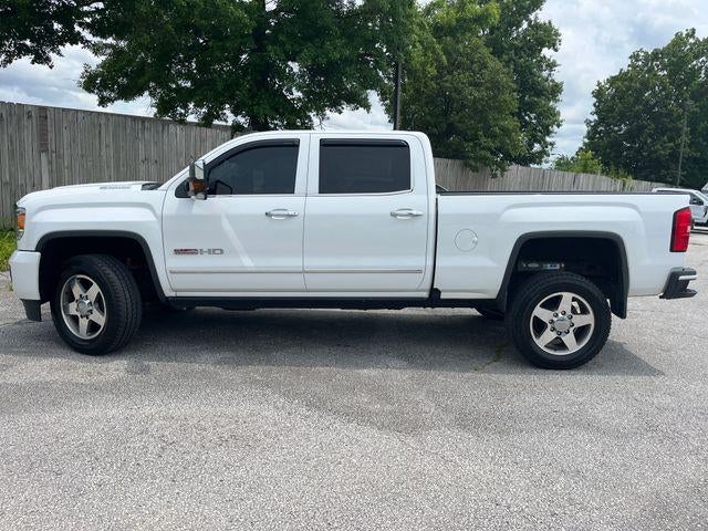 2017 GMC Sierra 2500 HD Crew Cab Standard Box 4-Wheel Drive SLT