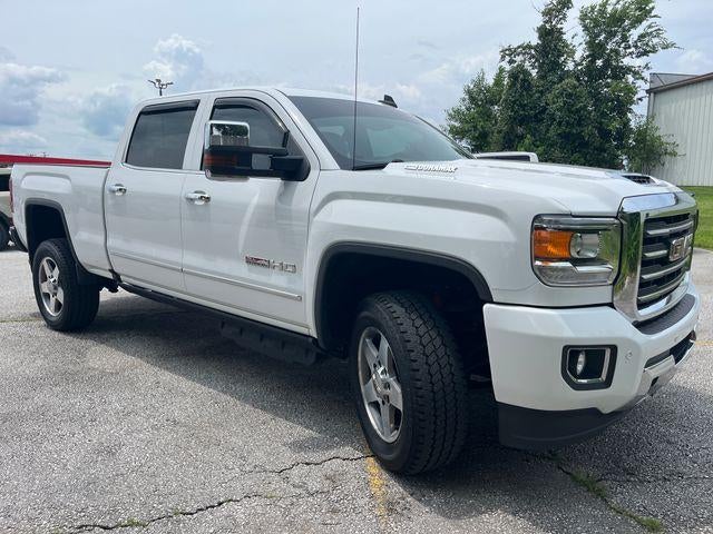 2017 GMC Sierra 2500 HD Crew Cab Standard Box 4-Wheel Drive SLT