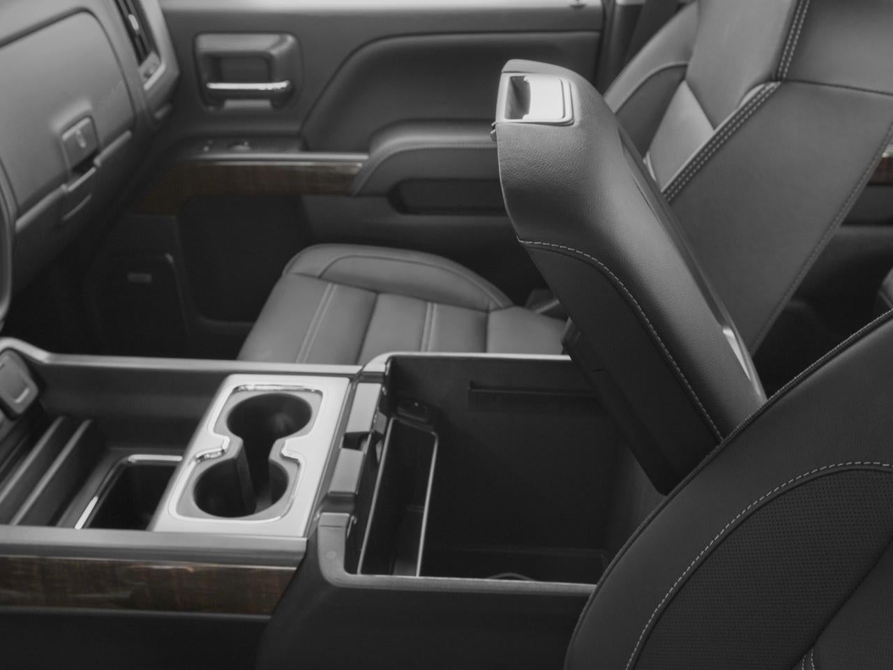 2016 GMC Sierra 3500HD Crew Cab Standard Box 4-Wheel Drive Denali
