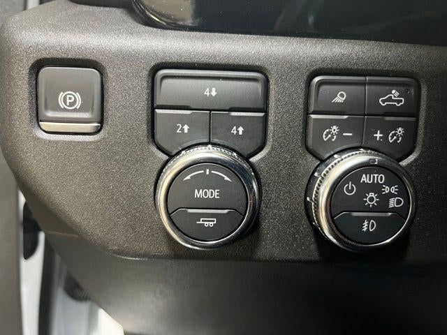 2024 GMC Sierra 3500HD Crew Cab Long Box 4-Wheel Drive SLE