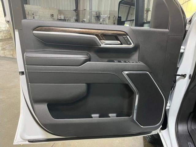 2024 GMC Sierra 3500HD Crew Cab Long Box 4-Wheel Drive SLE