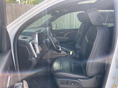 2023 GMC Canyon Crew Cab Short Box 4-Wheel Drive Denali