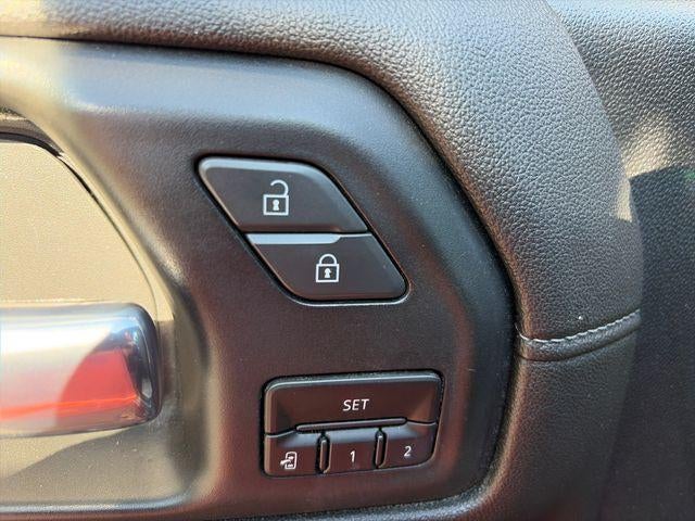 2021 GMC Sierra 1500 Crew Cab Short Box 4-Wheel Drive SLT