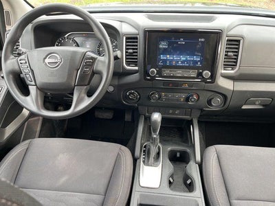 2022 Nissan Frontier Crew Cab 4x4 SV Auto
