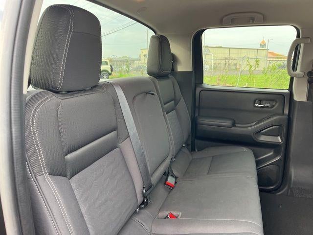 2022 Nissan Frontier Crew Cab 4x4 SV Auto