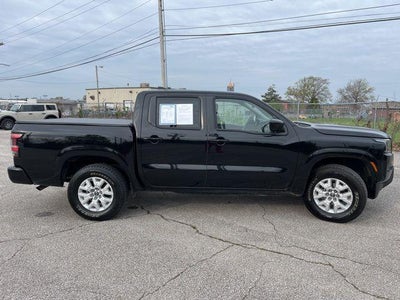 2022 Nissan Frontier Crew Cab 4x4 SV Auto