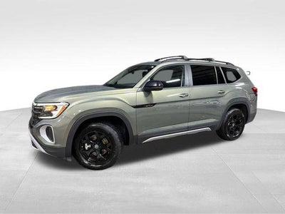 2024 Volkswagen Atlas 2.0T Peak Edition SE w/Technology 4MOTION
