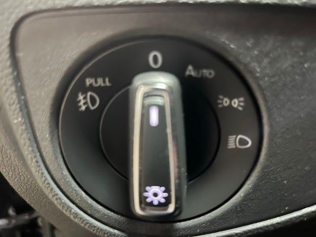 2018 Volkswagen Atlas 3.6L V6 SE w/Technology FWD