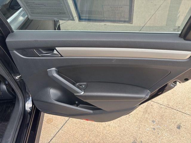 2022 Volkswagen Passat 2.0T SE Auto