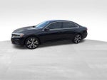2022 Volkswagen Passat 2.0T SE Auto
