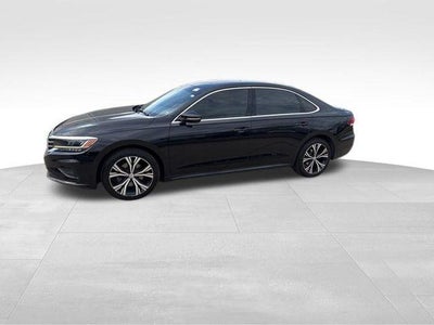 2022 Volkswagen Passat 2.0T SE Auto