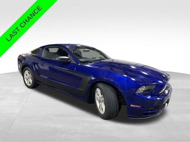 2014 Ford Mustang 2dr Cpe V6