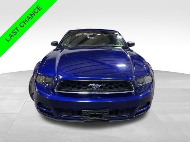 2014 Ford Mustang 2dr Cpe V6