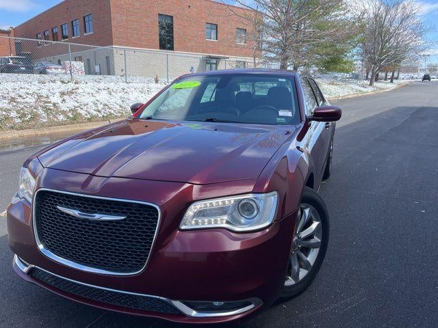 2017 Chrysler 300 Limited AWD