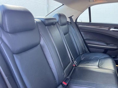 2017 Chrysler 300 Limited AWD