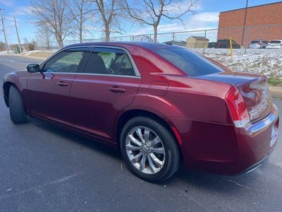 2017 Chrysler 300 Limited AWD