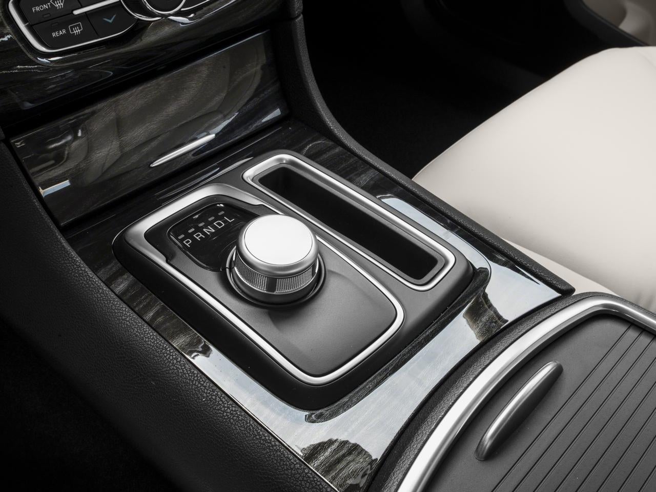 2017 Chrysler 300 Limited AWD