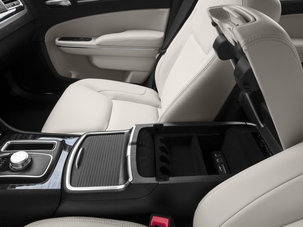 2017 Chrysler 300 Limited AWD