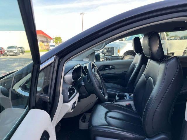 2023 Chrysler Pacifica Touring L FWD