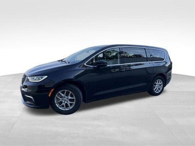 2023 Chrysler Pacifica Touring L FWD