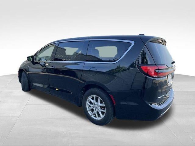 2023 Chrysler Pacifica Touring L FWD
