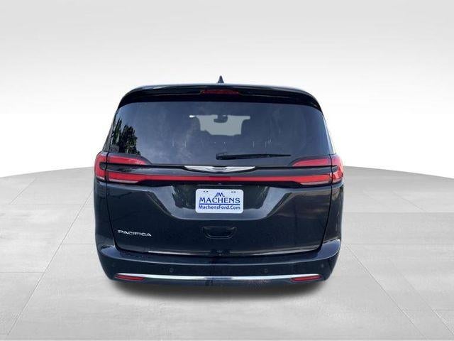 2023 Chrysler Pacifica Touring L FWD