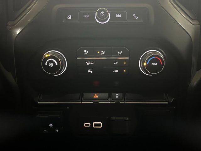 2022 Chevrolet Silverado 2500 HD Crew Cab Standard Box 4-Wheel Drive Custom